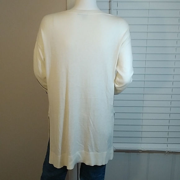 Halogen Cream & Black Striped Knit Long Sleeves Deep V Neck Women's Sweater Sz M - Picture 2 of 12